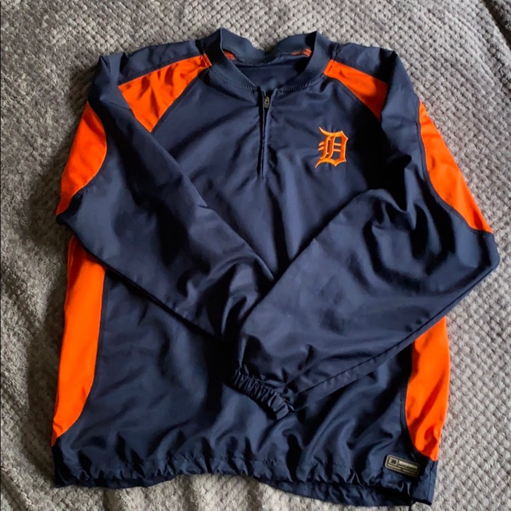 vintage windbreaker